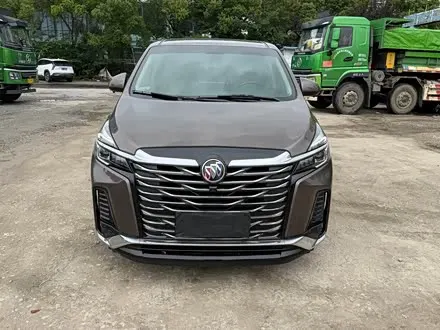 BUICK GL8 — из Китая под ключ
