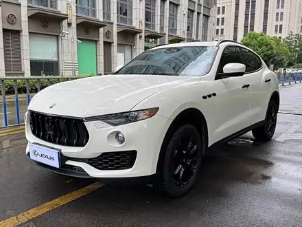 MASERATI LEVANTE — из Китая под ключ