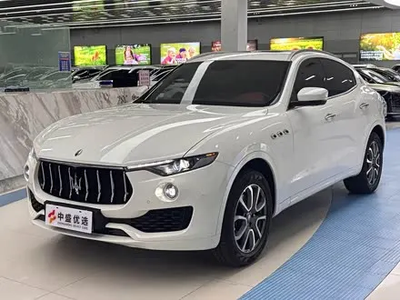 MASERATI LEVANTE — из Китая под ключ