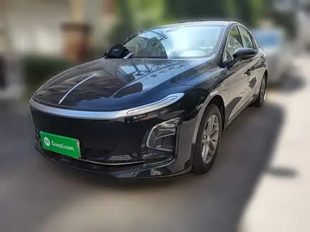 HONGQI E-QM5 — из Китая под ключ