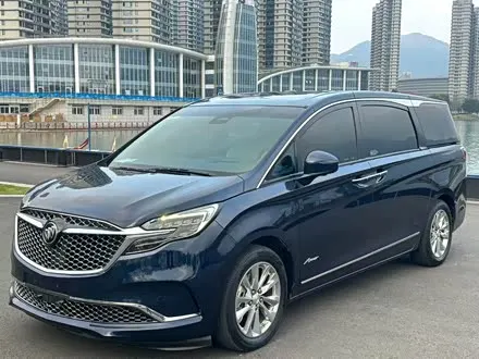 BUICK GL8 — из Китая под ключ