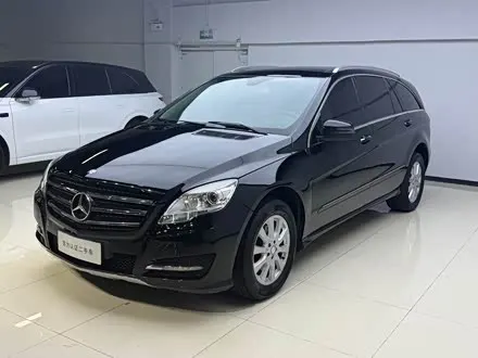 MERCEDES-BENZ R-CLASS 2011