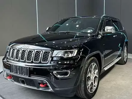 JEEP GRAND CHEROKEE — из Китая под ключ