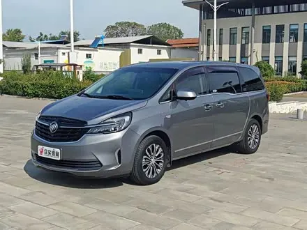 BUICK GL8 — из Китая под ключ