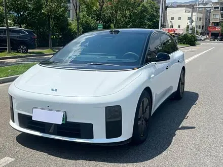 LI AUTO I6 — из Китая под ключ