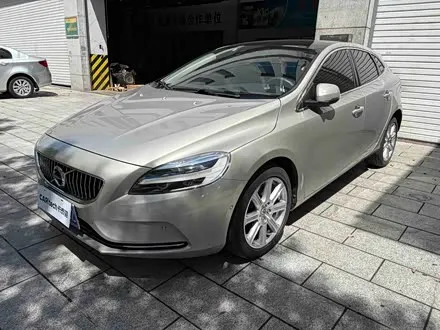 VOLVO V40 — из Кореи под ключ
