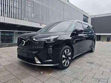 VOLVO EM90 — из Кореи под ключ