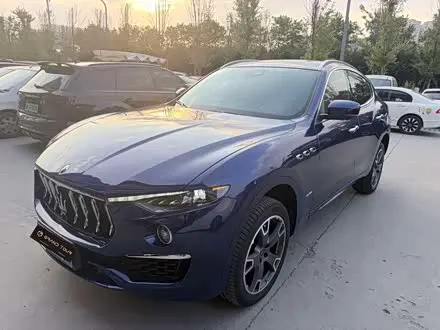 MASERATI LEVANTE — из Китая под ключ