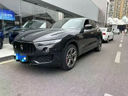 MASERATI LEVANTE — из Китая под ключ