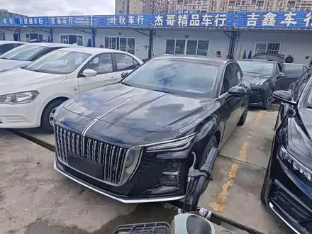 HONGQI H5 — из Китая под ключ