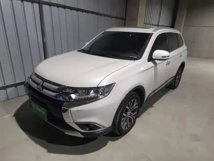 MITSUBISHI OUTLANDER — из Китая под ключ