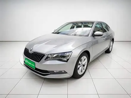 SKODA SUPERB 2018