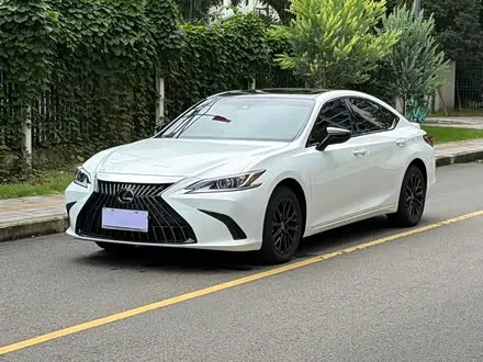 LEXUS ES — из Китая под ключ