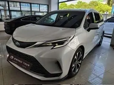 TOYOTA GRANVIA 2022