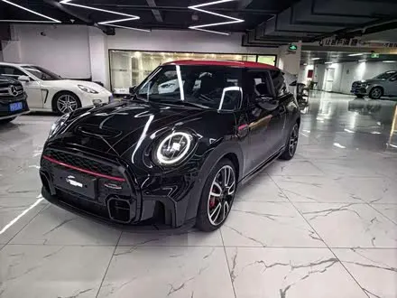 MINI JCW 2022