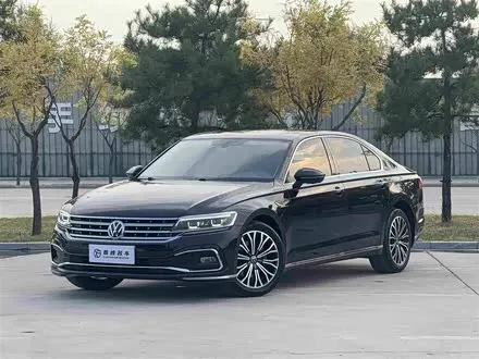 VOLKSWAGEN PHIDEON 2021
