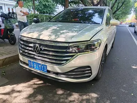VOLKSWAGEN VILORAN — из Кореи под ключ