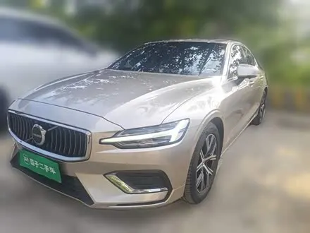 VOLVO S60 — из Китая под ключ