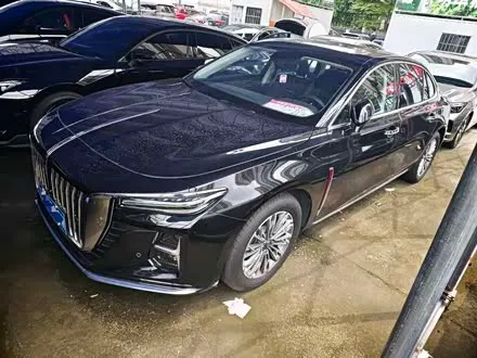 HONGQI H5 — из Китая под ключ