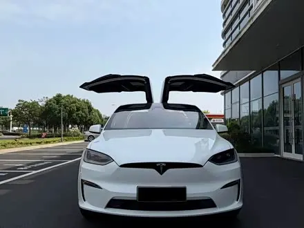 TESLA MODEL X 2023