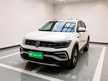 VOLKSWAGEN T-CROSS 2019
