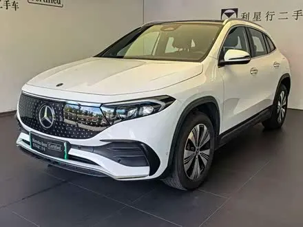 MERCEDES-BENZ EQA 2025