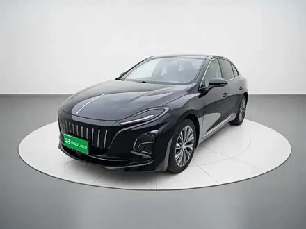 HONGQI E-QM5 — из Китая под ключ