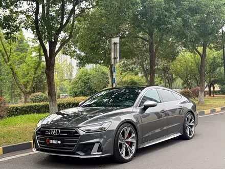 AUDI S7 2020