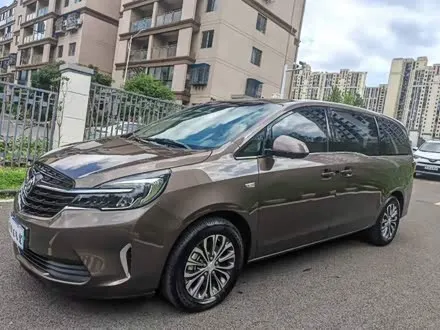 BUICK GL8 — из Китая под ключ