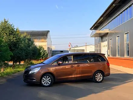 BUICK GL8 — из Китая под ключ