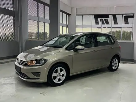 VOLKSWAGEN GOLF · SPORTSVAN 2018