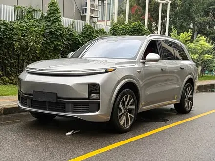 LI AUTO L8 — из Китая под ключ