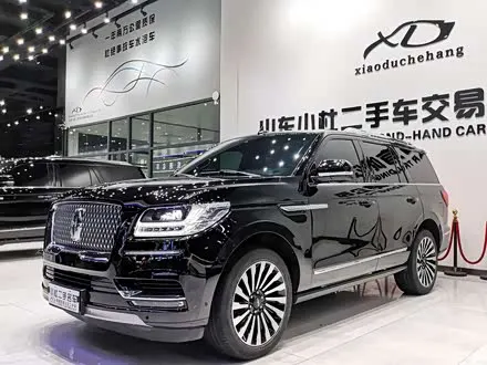 LINCOLN NAVIGATOR 2020