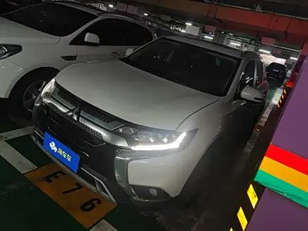 MITSUBISHI OUTLANDER — из Китая под ключ