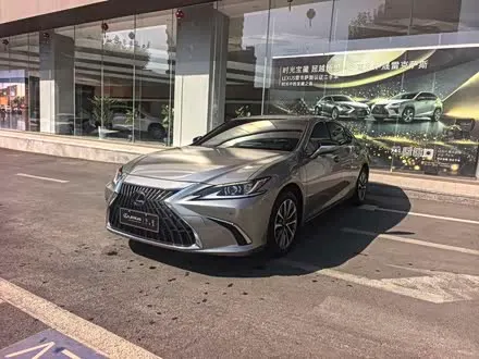 LEXUS ES — из Китая под ключ