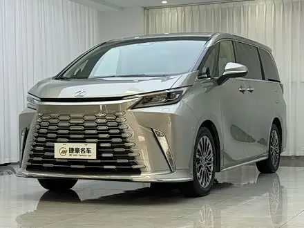 LEXUS LM — из Китая под ключ