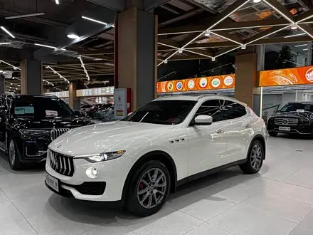MASERATI LEVANTE — из Китая под ключ
