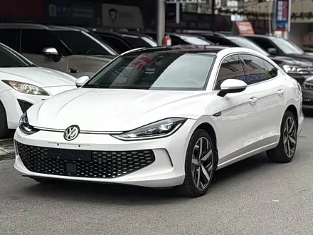 VOLKSWAGEN LAMANDO 2022