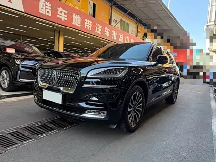LINCOLN AVIATOR 2021