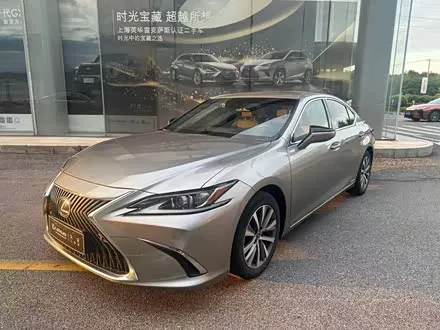 LEXUS ES — из Китая под ключ