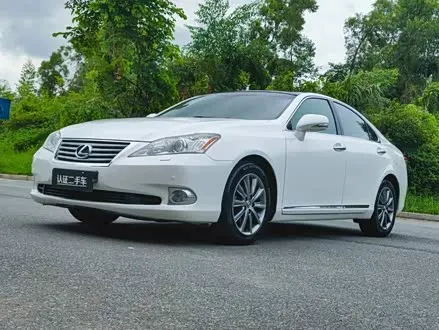 LEXUS ES — из Кореи под ключ