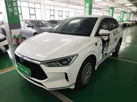 BYD E2 — из Китая под ключ