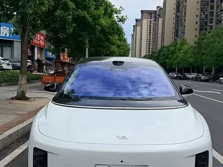 LI AUTO I8 — из Китая под ключ