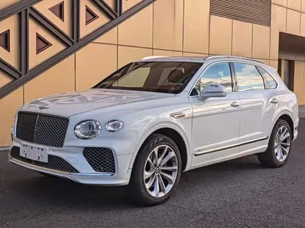 BENTLEY BENTAYGA 2021
