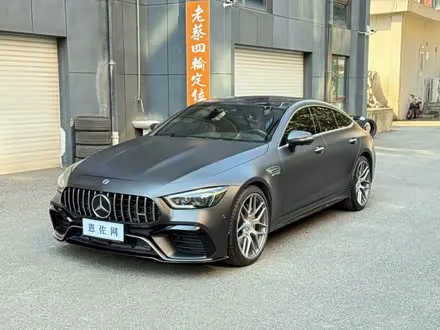 MERCEDES-AMG GT 2019