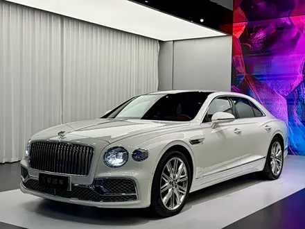 BENTLEY FLYING SPUR — из Кореи под ключ