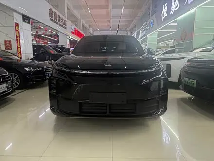 LI AUTO L6 — из Китая под ключ