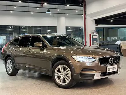 VOLVO V90 2018
