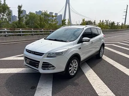 FORD KUGA 2015