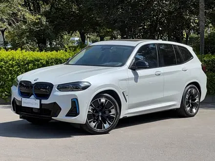 BMW IX3 2022